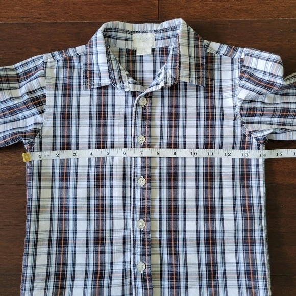 Tahari boy's soft thick knit long sleeve button up plaid shirt- size 5 - Picture 6 of 9
